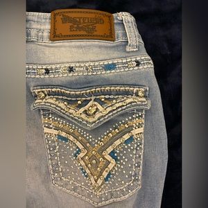 Westfield Eagle Bedazzled flared Jeans!! (Size) 7